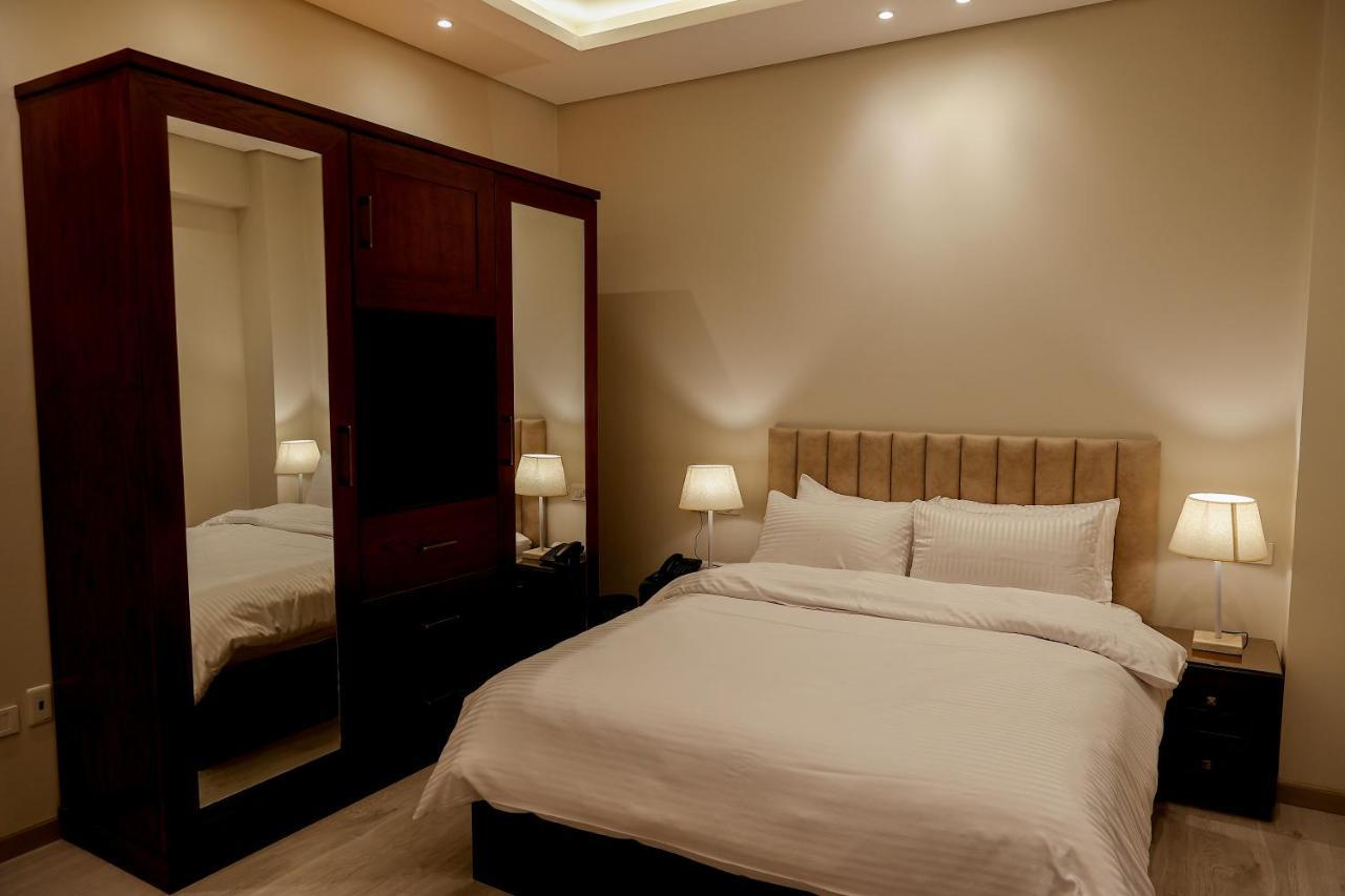 Apartment M New - Families Only Kairo