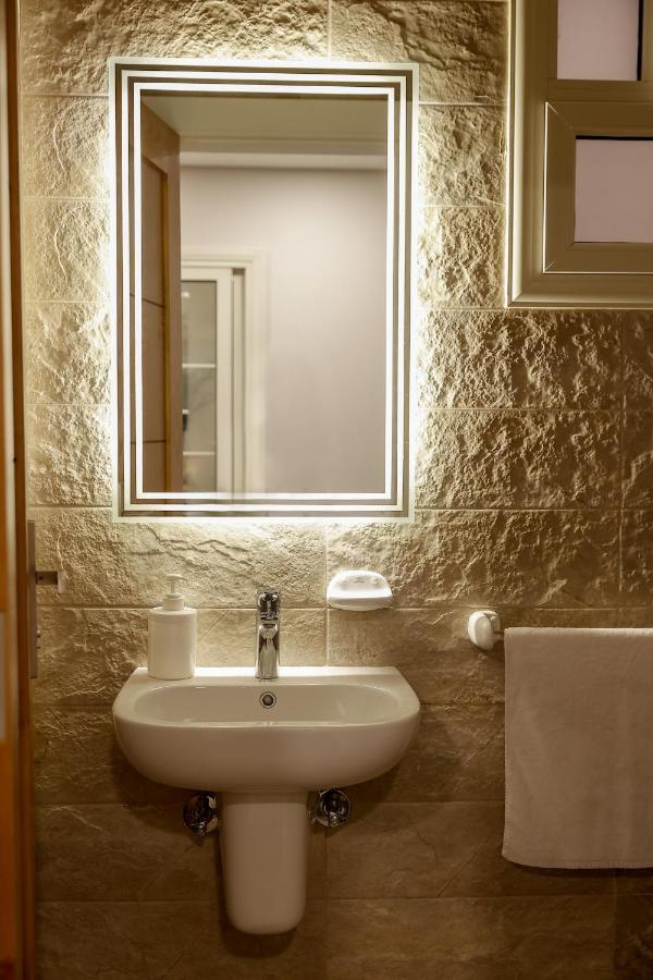 M New - Families Only Apartment Kairo